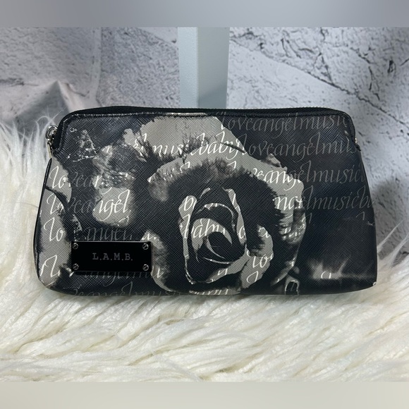 ❤️‍🔥L.A.M.B. Designer Roses Cosmetic Case❤️‍🔥 - Picture 9 of 9